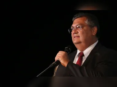 Flávio Bolsonaro afirmou ter indicado o nome do Ministro André Mendonça