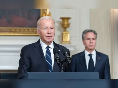 Imagem ilustrativa da imagem Biden chega a Israel e diz que explosão em hospital 'parece obra do outro lado'