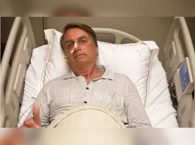 Imagem ilustrativa da imagem Bolsonaro recebe alta após cirurgias para tratar refluxo e desvio de septo