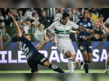 Imagem ilustrativa da imagem CBF admite erro de árbitro em pênalti para o Coritiba contra o Santos