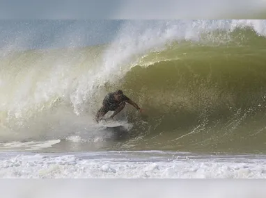 Mergulho a 12 metros de profundidade para iniciantes, sob supervisão