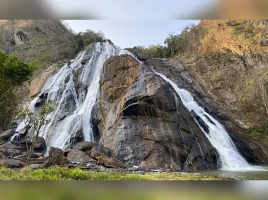Pedra do Pontão, em São José do Calçado, é um dos destinos prediletos de praticantes de voo livre, rapel e trilhas