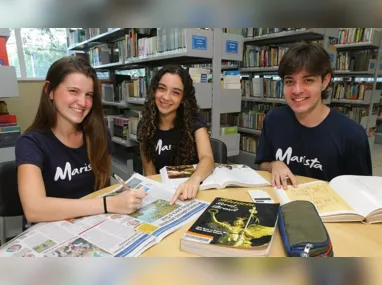 Imagem ilustrativa da imagem Cadernos do Enem a partir desta quinta-feira em A Tribuna