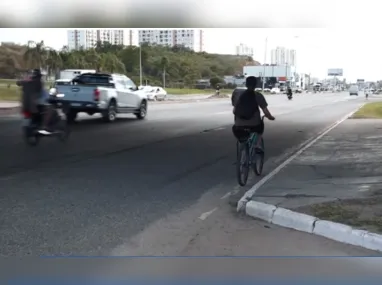 Imagem ilustrativa da imagem Ciclista é atropelado após fugir de assalto em Vila Velha