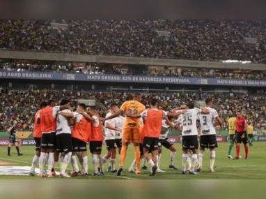 Léo Pereira jogou os 90 minutos na derrota rubro-negra contra o Grêmio