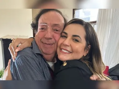 Imagem ilustrativa da imagem Deolane Bezerra visita Marcos Oliveira, o "Beiçola", e doa R$ 50 mil ao ator