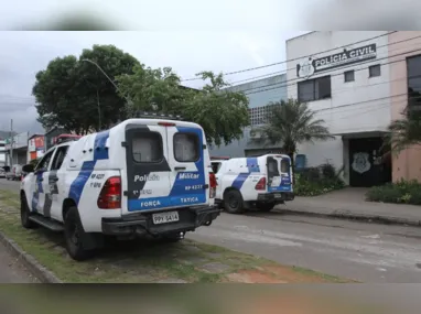 Ana Paula Andrade e Simone Nunes, passistas da Novo Império, escola que abre os desfiles: animação