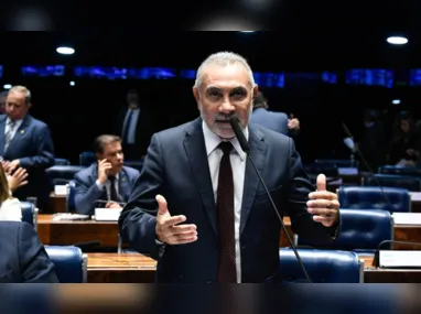 O presidente da bancada, Alberto Fraga (PL-DF), apresentou um projeto para sustar a decisão de Lula