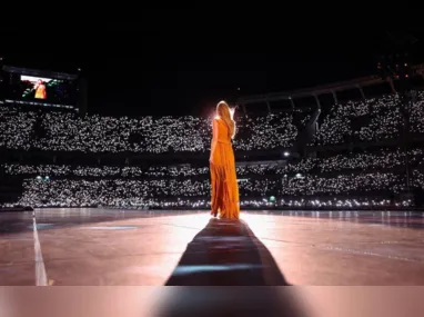 Segundo o corpo de bombeiros do Rio de Janeiro, mais de mil pessoas passaram mal na apresentação de Taylor Swift por conta do calor na cidade