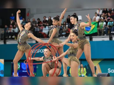 Fernando Diniz dirigiu o apelo aos torcedores dos dois times