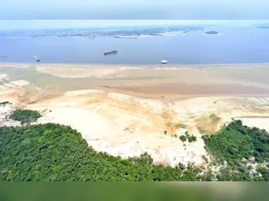 Estiagem no Amazonas fez Rio Negro atingir nível mínimo histórico