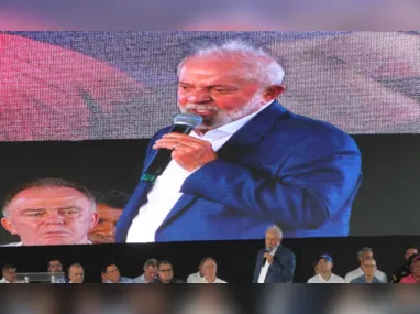 Lula disse que ex-presidente não inaugurou obra no Estado: “Pelo discurso dele, famílias não conversam mais”