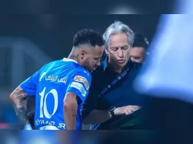 Jorge Jesus disse acreditar na recuperação da melhor forma física de Neymar