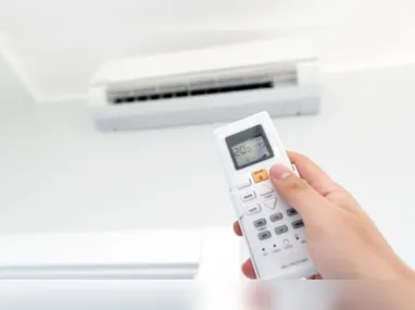 Imagem ilustrativa da imagem Onda de calor exige cuidados com o uso do ar-condicionado para evitar incêndios