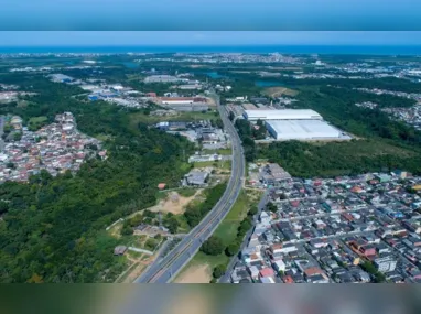 Guilherme machado: postagem na internet com uniforme da empresa