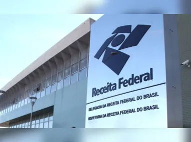 Imagem ilustrativa da imagem Receita Federal volta a aceitar cartão de crédito no pagamento de impostos