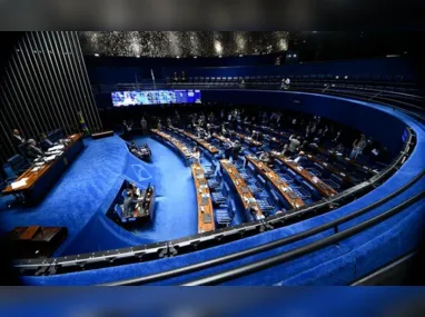 Imagem ilustrativa da imagem Senado aprova projeto que taxa super-ricos e offshores