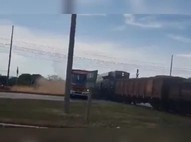Imagem ilustrativa da imagem Trem e ônibus se chocam no DF e uma pessoa morre