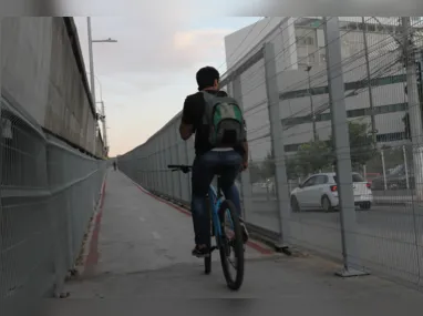 Acidente ocorreu no início da tarde desta quinta-feira