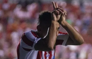 Imagem ilustrativa da imagem Náutico vence Petrolina por 1x0, nos Aflitos, e assume liderança do Estadual