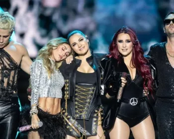 Imagem ilustrativa da imagem Maite Perroni diz que empresário do RBD foi afastado