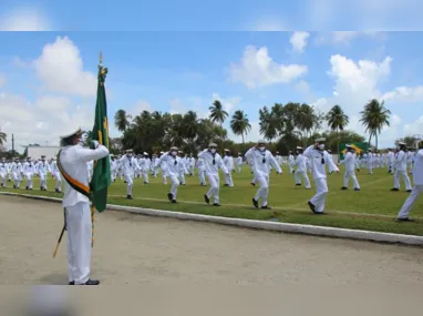 Imagem ilustrativa da imagem 2.510 vagas em concursos para carreira militar