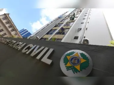 Acidente ocorreu por volta das 22h30 de domingo (7)