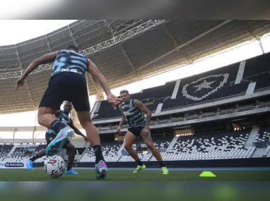 Imagem ilustrativa da imagem Botafogo decide futuro na Pré-Libertadores diante do Aurora