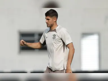 Imagem ilustrativa da imagem Corinthians vai sem treinador à Vila Belmiro desafiar Santos líder e revigorado