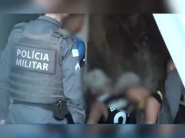 Caso aconteceu em Parque Residencial Laranjeiras, Serra: câmeras de videomonitoramento flagraram o crime