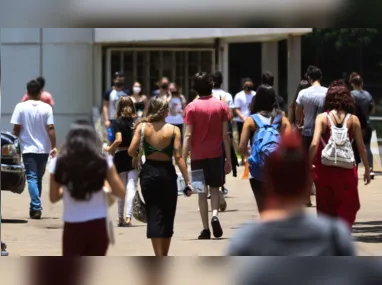 Estudantes vão ser pagos para fazer o Enem