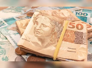 Pix superou todas as formas de transferência bancária, tendo movimentado R$ 17,6  bilhões em seis meses de 2023