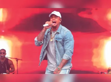 Imagem ilustrativa da imagem Festivais de verão com 40 shows em Guarapari