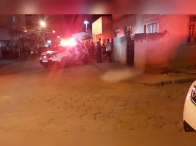 O crime aconteceu no bairro Feu Rosa