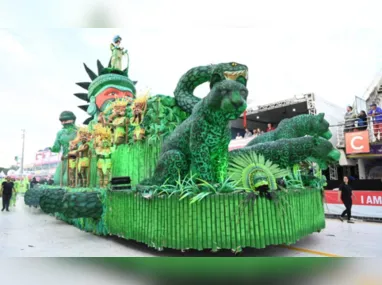 Desfile da Novo Império no Carnaval de Vitória 2024