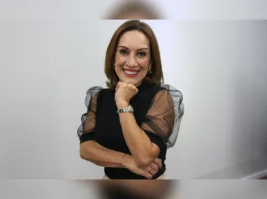 Patricia com jurados do “Show de Calouros”, que será exibido hoje na TV Tribuna/SBT
