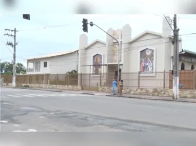 Imagem ilustrativa da imagem Morador em situação de rua morre ao ser baleado na cabeça em frente a igreja no ES