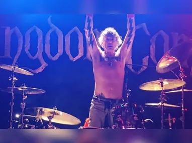 Imagem ilustrativa da imagem Morre James Kottak, ex-baterista do Scorpions, aos 61 anos