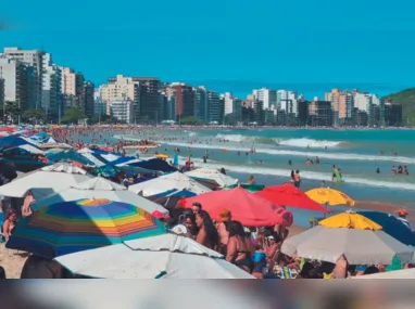 Imagem ilustrativa da imagem Obra na Praia do Morro vai aumentar faixa de areia em 40 metros