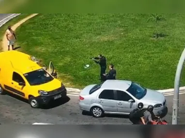 Criminosos abordaram a vítima em um estacionamento no bairro das Laranjeiras