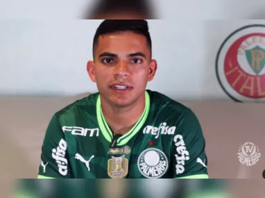 Imagem ilustrativa da imagem Palmeiras surpreende e anuncia contratação do atacante Bruno Rodrigues