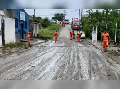 Chuva deixou mais de 9,3 mil pessoas fora de casa no Rio de Janeiro