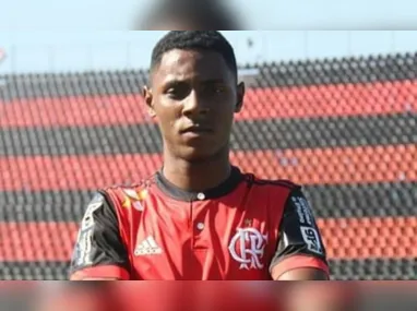 Oscar Estupiñan foi anunciado pelo Bahia