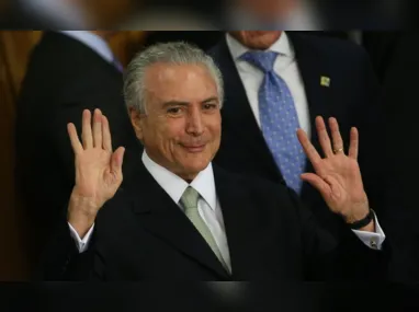Imagem ilustrativa da imagem Temer diz ser contra prisão de Bolsonaro pelo que a PF revelou até o momento