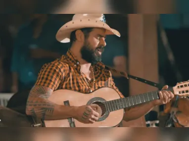 Imagem ilustrativa da imagem Última música do sertanejo João Carreiro foi homenagem após morte do avô