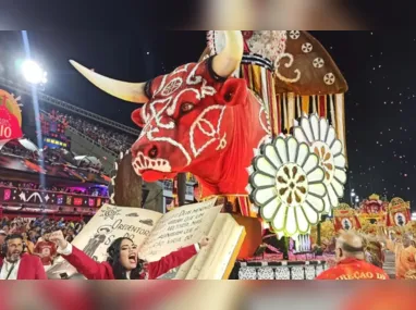 Imagem ilustrativa da imagem Unidos de Padre Miguel vence a Série Ouro do carnaval carioca