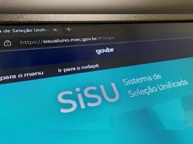 Imagem ilustrativa da imagem Universidades federais anulam lista de espera do Sisu por novo erro do MEC
