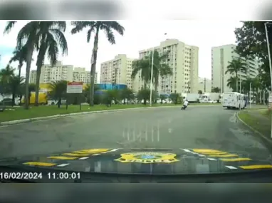 Imagem ilustrativa da imagem Vídeo mostra perseguição a motociclista na BR-101