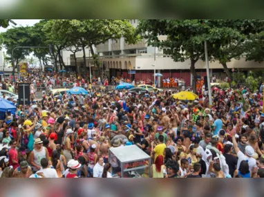 Sob os cuidados do carnavalesco Tarcísio Zanon, a Viradouro mergulhou no cosmo do vodum