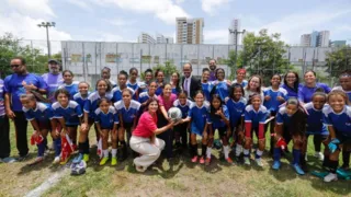 Imagem ilustrativa da imagem Governo de Pernambuco celebra Dia da Mulher com ações e futebol feminino